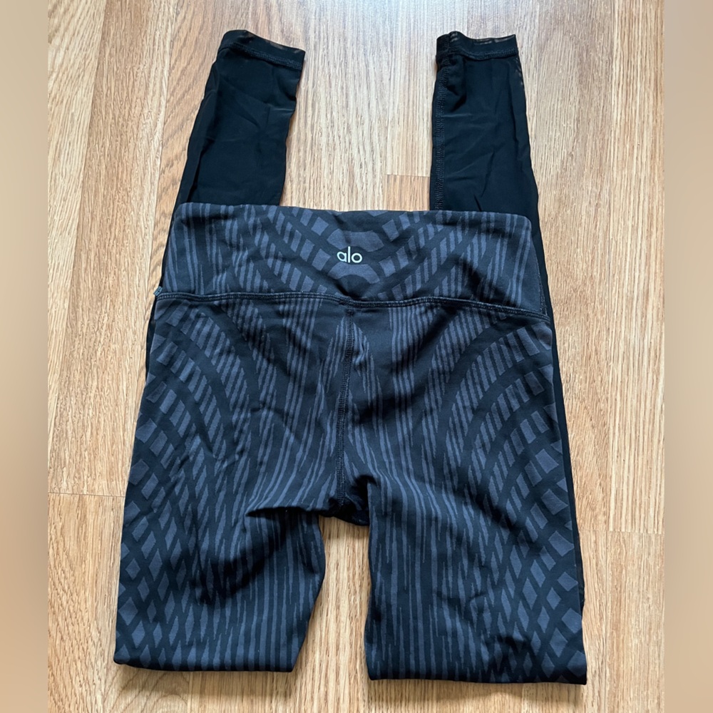 NWOT Alo leggings